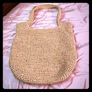Straw shoulder bag